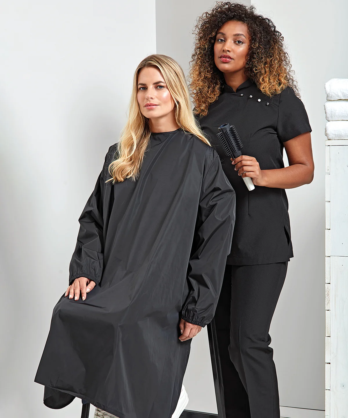 Long-sleeve-waterproof-salon-gown